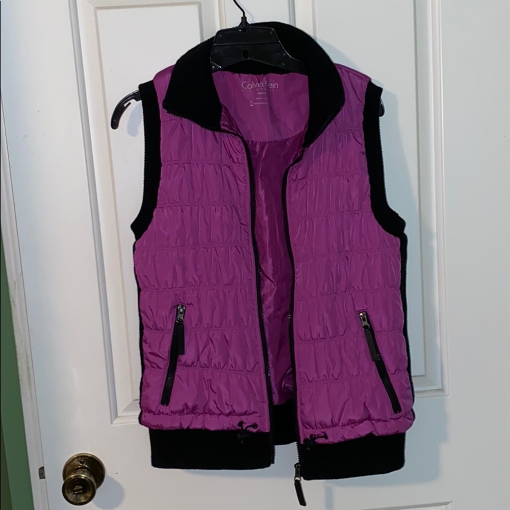 NWOT Calvin Klein Performance Magenta Vest - Picture 2 of 9